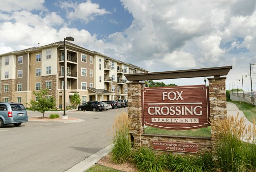 133fox-crossing2-sign1.png